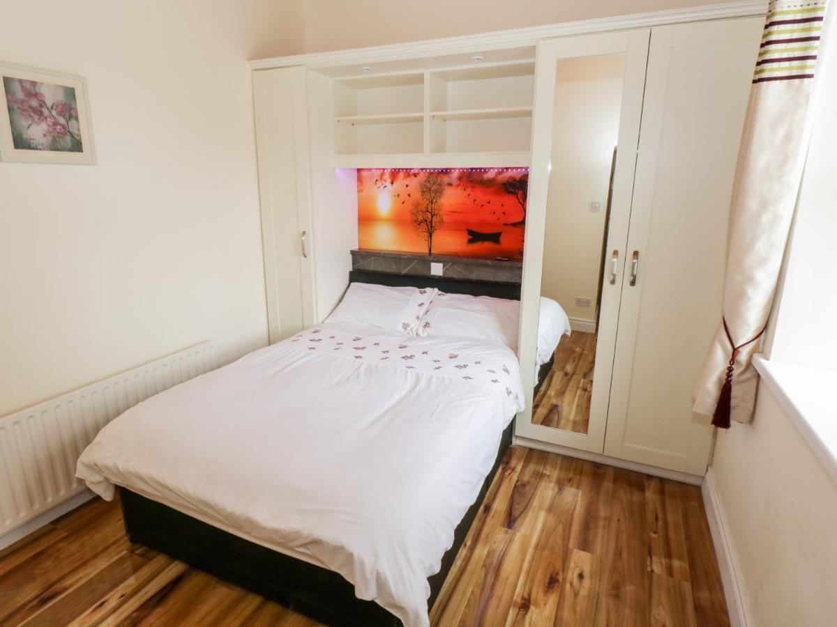 Cherry Tree Cottage Ballintober  Екстер'єр фото