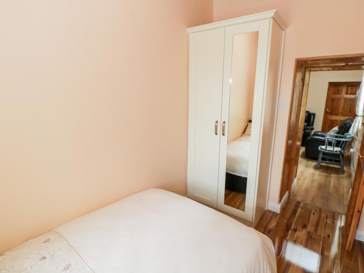 Cherry Tree Cottage Ballintober  Екстер'єр фото