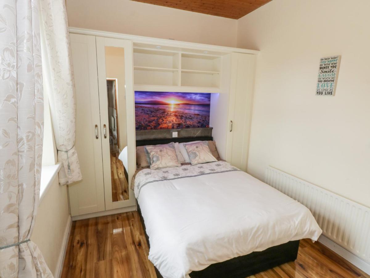Cherry Tree Cottage Ballintober  Екстер'єр фото